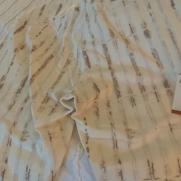 Womens plus size active wear pants - Picture 4 of 6